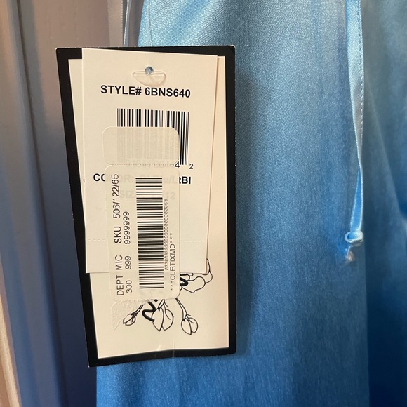 Never worn formal blue ombré dress. Size 11/12. - Picture 3 of 5